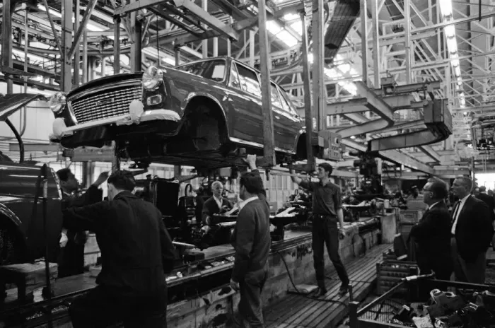 Framed Print : Employees at the BMC works at Longbridge, Birmingham, West Midlands. October 1967 Framed Print : Employees at the BMC works at Longbridge, Birmingham, West Midlands. October 1967