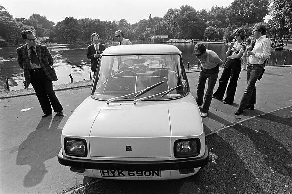 The Enfield Electric Car Road Test by Sunday Mirror reporter Roy Spicer