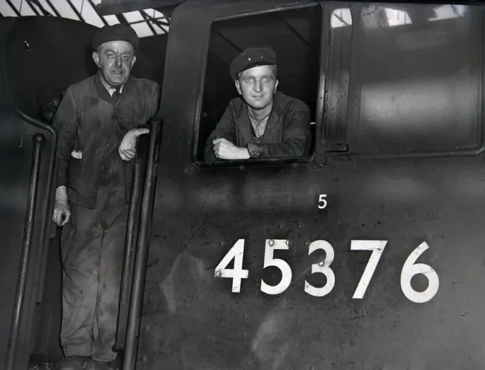 Framed Print : Engine driver and fireman on the footplate of thier locomotive at Charing Cross station