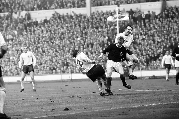 England 2-2 Scotland, 1965 British Home Championship, Wembley Stadium, London