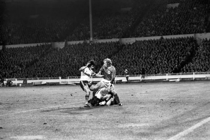 Framed Print : England (2) v. West Germany (0). March 1975 75-01404-070