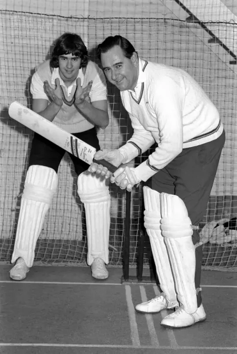 Framed Print : England Cricketer Colin Cowdrey gets in some cricket practice with his son 17 yr old Framed Print : England Cricketer Colin Cowdrey gets in some cricket practice with his son 17 yr old