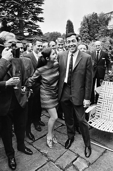 England footballer Gordon Banks poses with actress Vivienne Ventura during the visit of