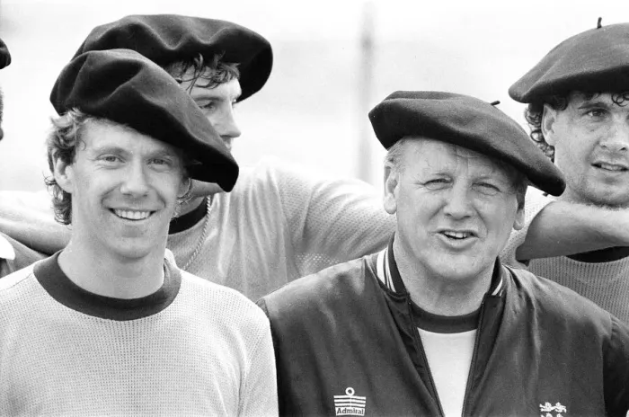 Framed Print : England footballer Tony Woodcock (left) and manager Ron Greenwood in relaxed mood wearing