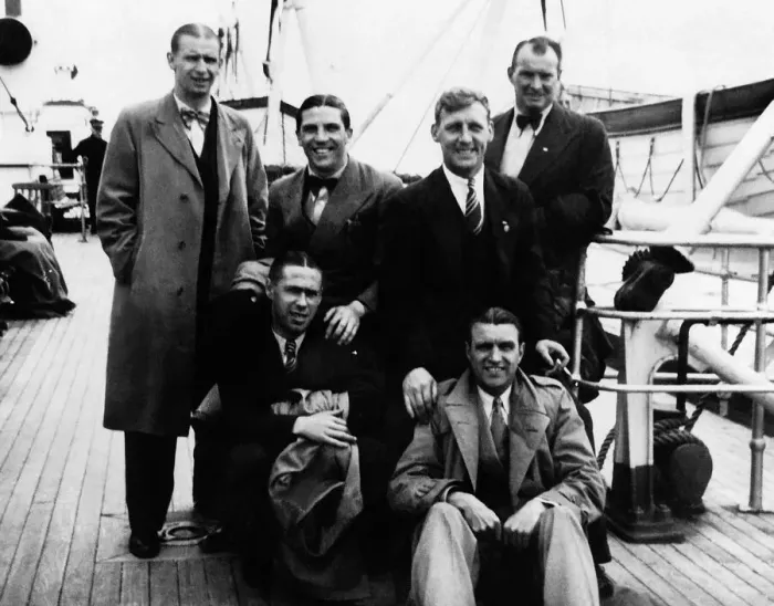 Framed Print : England footballers Cliff Bastin, Ted Drake, Alf Young, Tom Whittaker Framed Print : England footballers Cliff Bastin, Ted Drake, Alf Young, Tom Whittaker