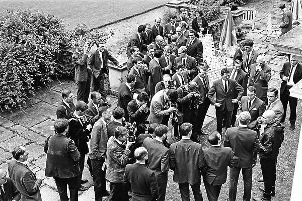 England footballers meeting actors Sean Connery and Yul Brynner during the visit of