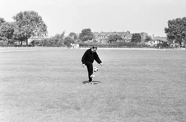 England and Fulham full-back George Cohen in training. He played in the 1966 World Cup