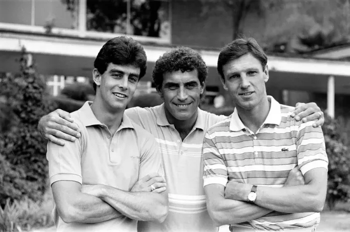 Framed Print : England goalkeeper Peter Shilton with teammates Gary Stevens (of Spurs