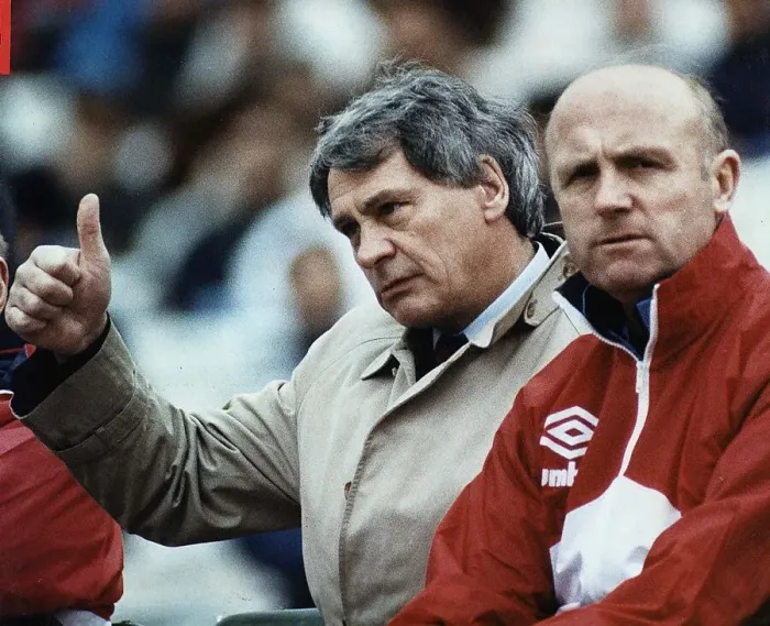 Framed Print : England manager Bobby Robson fwith assistant Don Howe Circa 1988 Framed Print : England manager Bobby Robson fwith assistant Don Howe Circa 1988