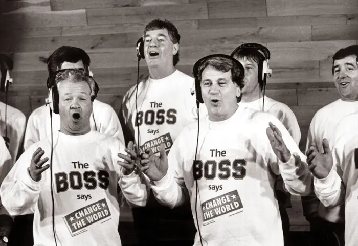 Framed Print : England manager Bobby Robson in a recording studio with Northern Ireland manager Billy