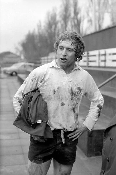 England Rugby team in training at Twickenham. March 1975 75-01426-044 Steve Smith
