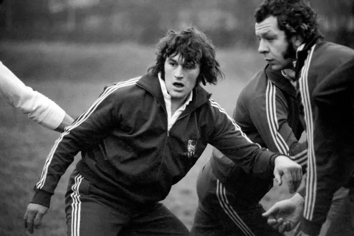 Framed Print : England rugby union team in training. The England rugby union team met at the Harlequins Framed Print : England rugby union team in training. The England rugby union team met at the Harlequins