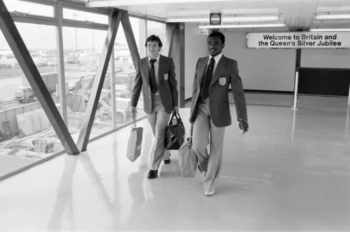 Framed Print : England U21 Laurie Cunningham and team mate leaving Heathrow Airport for Helsinki Framed Print : England U21 Laurie Cunningham and team mate leaving Heathrow Airport for Helsinki