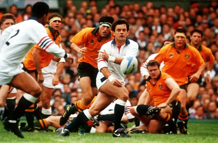 Framed Print : England v Australia Rugby Union World Cup Final Will Carling passing the ball