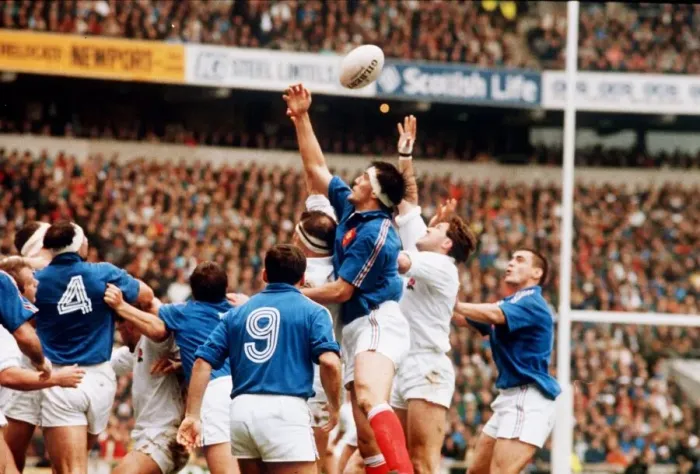 Framed Print : England v France Rugby Union Five Nations match at Twickenham. 16th March 1991 Framed Print : England v France Rugby Union Five Nations match at Twickenham. 16th March 1991