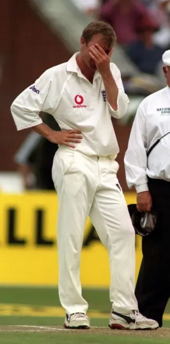 Framed Print : England v New Zealand Cricket Third Test August 1999 Phil Tufnell holds his head after Framed Print : England v New Zealand Cricket Third Test August 1999 Phil Tufnell holds his head after