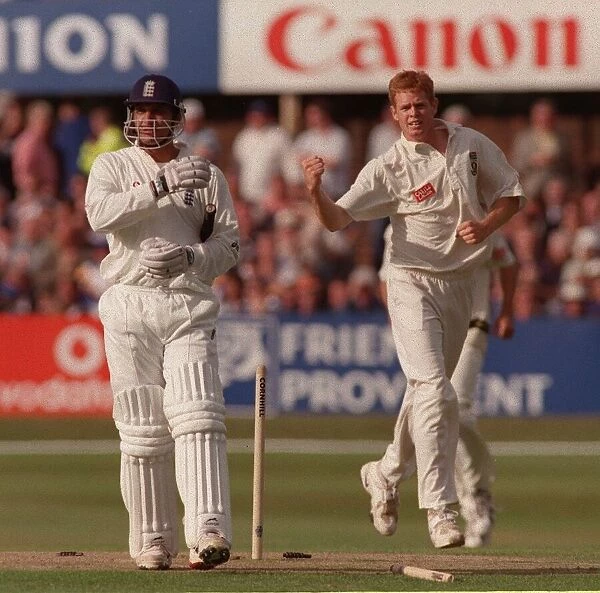 England v South Africa cricket 5th Test Headingley Aug 1998 Mark Butcher leaving