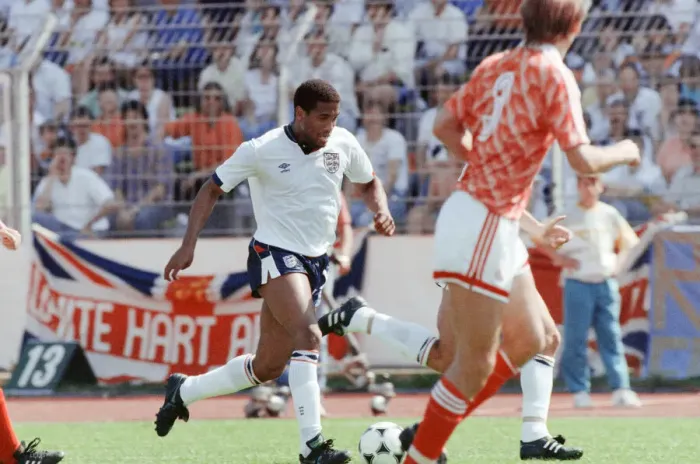 Framed Print : England v Soviet Union 1-3 1988 European Championships, Hanover Germany Group Match B Framed Print : England v Soviet Union 1-3 1988 European Championships, Hanover Germany Group Match B