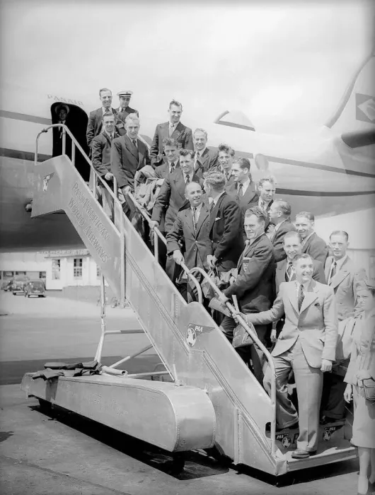 Framed Print : England World Cup 1950 squad June 1950 just before departing to Brazil Framed Print : England World Cup 1950 squad June 1950 just before departing to Brazil