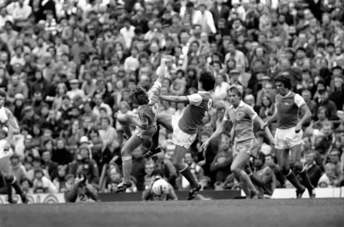 Framed Print : English Division 1. Arsenal 2 v. Stoke 0. September 1980 LF04-25-002 Framed Print : English Division 1. Arsenal 2 v. Stoke 0. September 1980 LF04-25-002