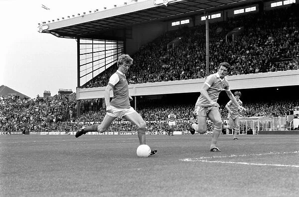 English Division 1. Arsenal 2 v. Stoke 0. September 1980 LF04-25-052