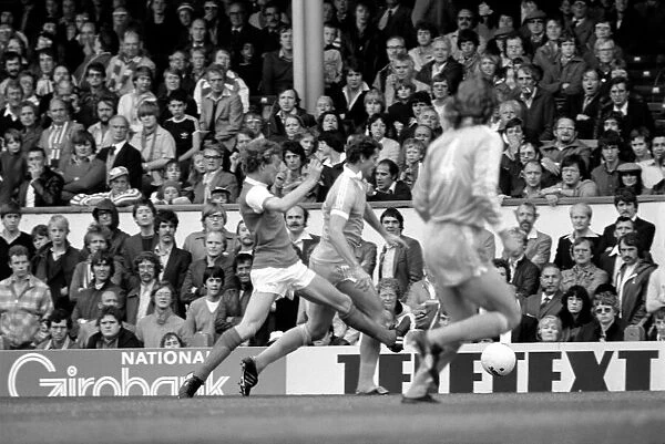 English Division 1. Arsenal 2 v. Stoke 0. September 1980 LF04-25-039