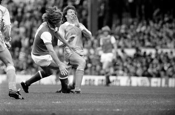 English Division 1. Arsenal 2 v. Stoke 0. September 1980 LF04-25-025