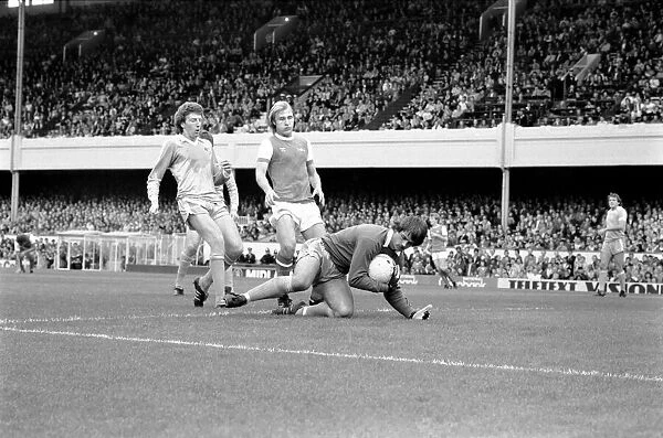English Division 1. Arsenal 2 v. Stoke 0. September 1980 LF04-25-064