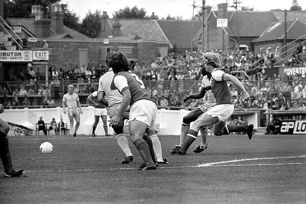English Division 1. Coventry 3 v. Arsenal 1. August 1980 LF04-09-021