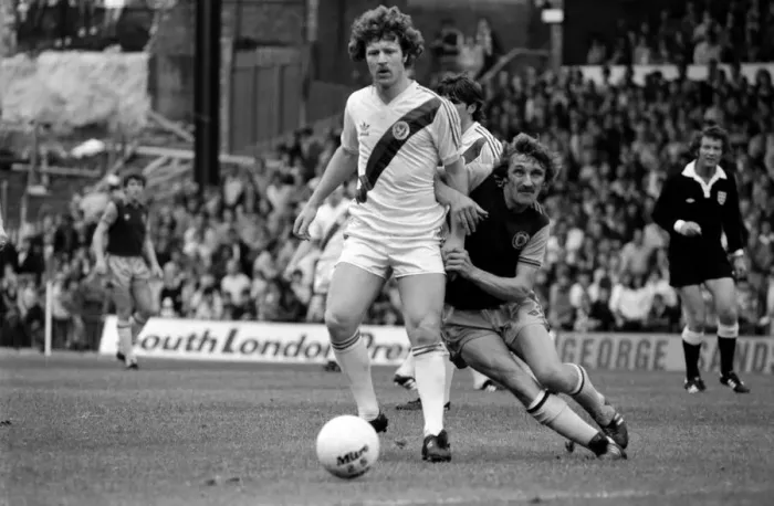 Framed Print : English Division 1. Crystal Palace 0 v. Aston Villa 1. September 1980 LF04-34-101