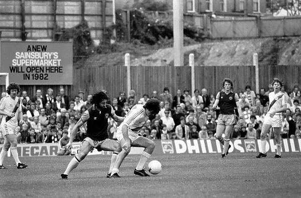 English Division 1. Crystal Palace 0 v. Aston Villa 1. September 1980 LF04-34-120