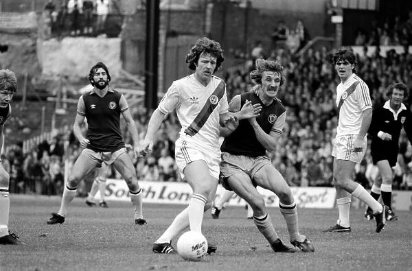 English Division 1. Crystal Palace 0 v. Aston Villa 1. September 1980 LF04-34-102