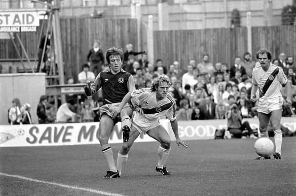 English Division 1. Crystal Palace 0 v. Aston Villa 1. September 1980 LF04-34-003