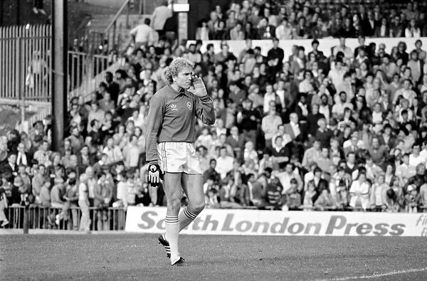 English Division 1. Crystal Palace 0 v. Aston Villa 1. September 1980 LF04-34-088