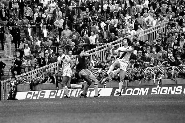 English Division 1. Crystal Palace 0 v. Aston Villa 1. September 1980 LF04-34-036