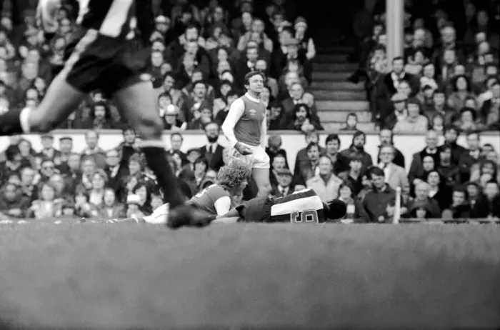 Framed Print : English Division 1 Football. Arsenal 1 v. West Bromwich Albion 1. April 1980 LF03-04-051 Framed Print : English Division 1 Football. Arsenal 1 v. West Bromwich Albion 1. April 1980 LF03-04-051