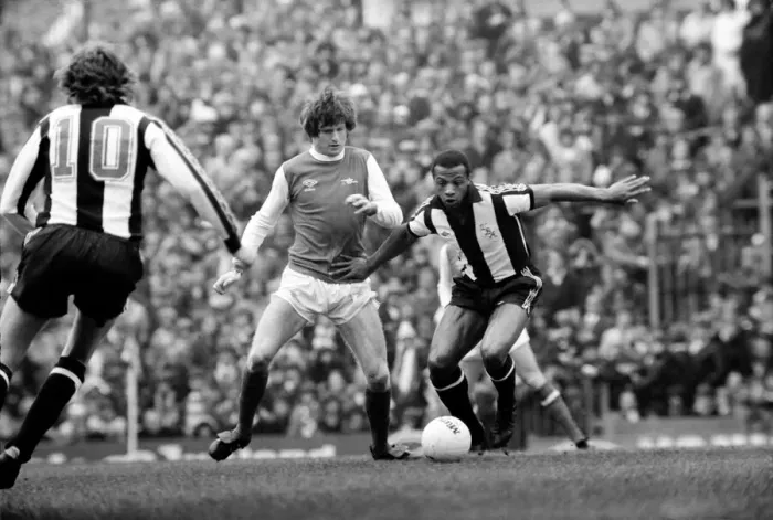 Framed Print : English Division 1 Football. Arsenal 1 v. West Bromwich Albion 1. April 1980 LF03-04-037 Framed Print : English Division 1 Football. Arsenal 1 v. West Bromwich Albion 1. April 1980 LF03-04-037