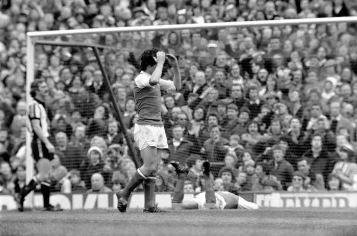 Framed Print : English Division 1 Football. Arsenal 1 v. West Bromwich Albion 1. April 1980 LF03-04-098 Framed Print : English Division 1 Football. Arsenal 1 v. West Bromwich Albion 1. April 1980 LF03-04-098