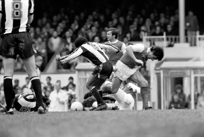 Framed Print : English Division 1 Football. Arsenal 1 v. West Bromwich Albion 1. April 1980 LF03-04-050 Framed Print : English Division 1 Football. Arsenal 1 v. West Bromwich Albion 1. April 1980 LF03-04-050