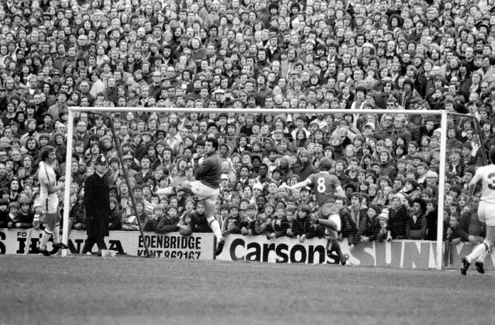 Framed Print : English Division 1 Football. Crystal Palace 0 v. Liverpool 0. April 1980 LF03-06-085 Framed Print : English Division 1 Football. Crystal Palace 0 v. Liverpool 0. April 1980 LF03-06-085