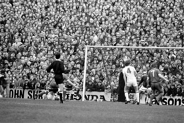 English Division 1 Football. Crystal Palace 0 v. Liverpool 0. April 1980 LF03-06-018