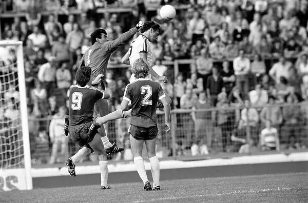English Division 2. Chelsea 0 v. West Ham 1. September 1980 LF04-22-079