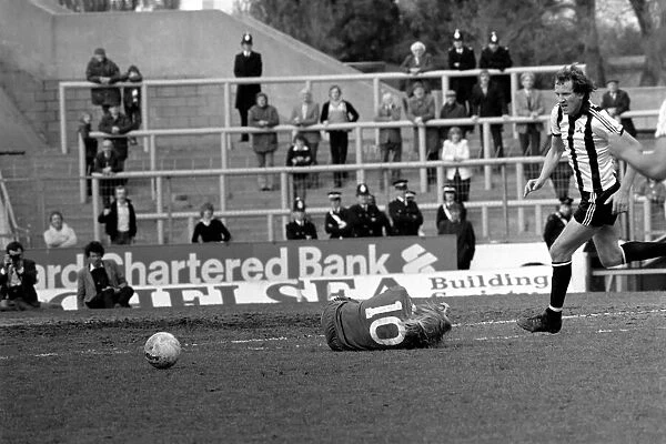 English Division 2 football. Chelsea 1 v. Notts County 0. April 1980 LF03-01-042