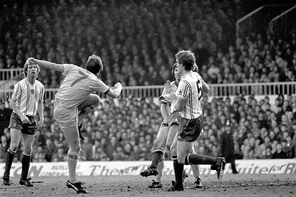 English FA Cup Fourth Round match. Sunderland 0 v Liverpool 3. January 1982 MF05-20-033