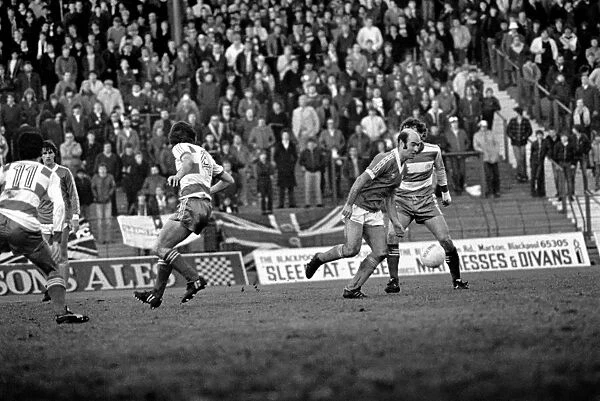 English FA Cup match. Blackpool 0 v Queens Park Rangers 0. January 1982 MF05-17-026