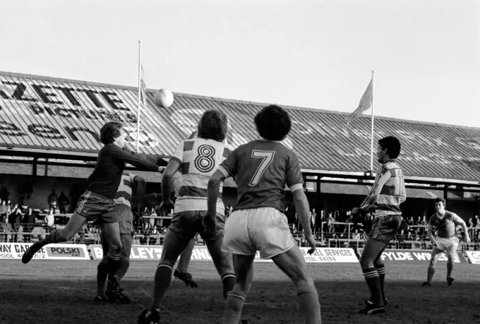 Framed Print : English FA Cup match. Blackpool 0 v Queens Park Rangers 0. January 1982 MF05-17-016