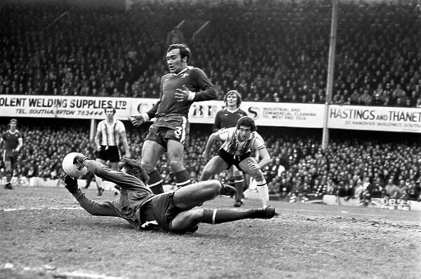 English FA Cup match at The Dell Southampton 1 v Chelsea 1