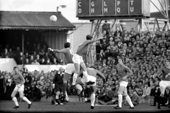 Framed Print : English FA Cup match at Portman Road Ipswich Town 0 v Manchester United 1 Framed Print : English FA Cup match at Portman Road Ipswich Town 0 v Manchester United 1