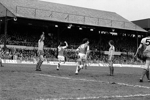 English FA Cup match at Vicarage Road. Watford 1 v Arsenal 2. March 1980 LF02-03-119