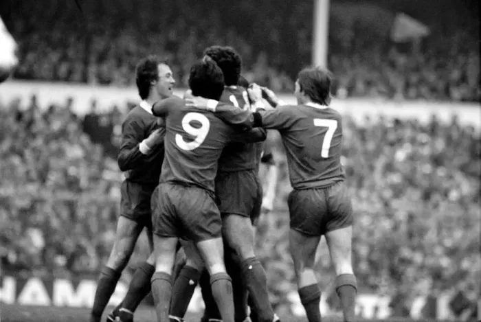 Framed Print : English FA Cup match at White Hart Lane. Tottenham Hotspur 0 v Liverpool 1 Framed Print : English FA Cup match at White Hart Lane. Tottenham Hotspur 0 v Liverpool 1